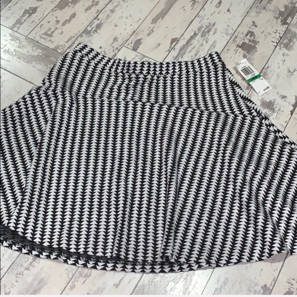 NWT bar lll mini skirt